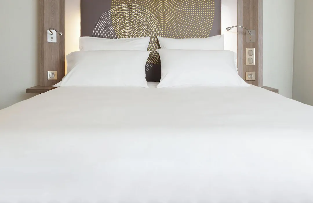 Novotel Newcastle Airport-1