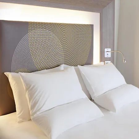 Novotel Newcastle Airport-3